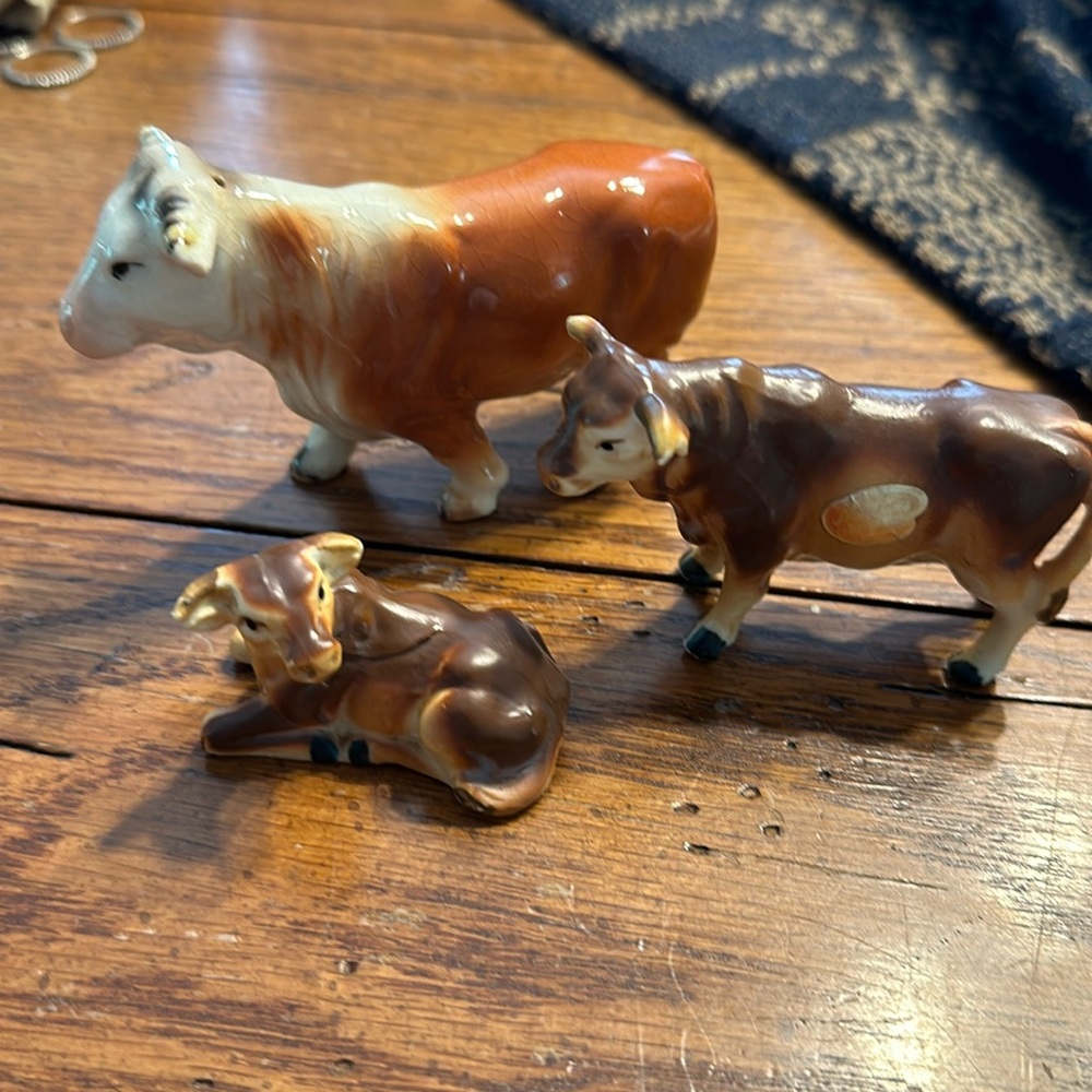 Vintage ceramic cow collection